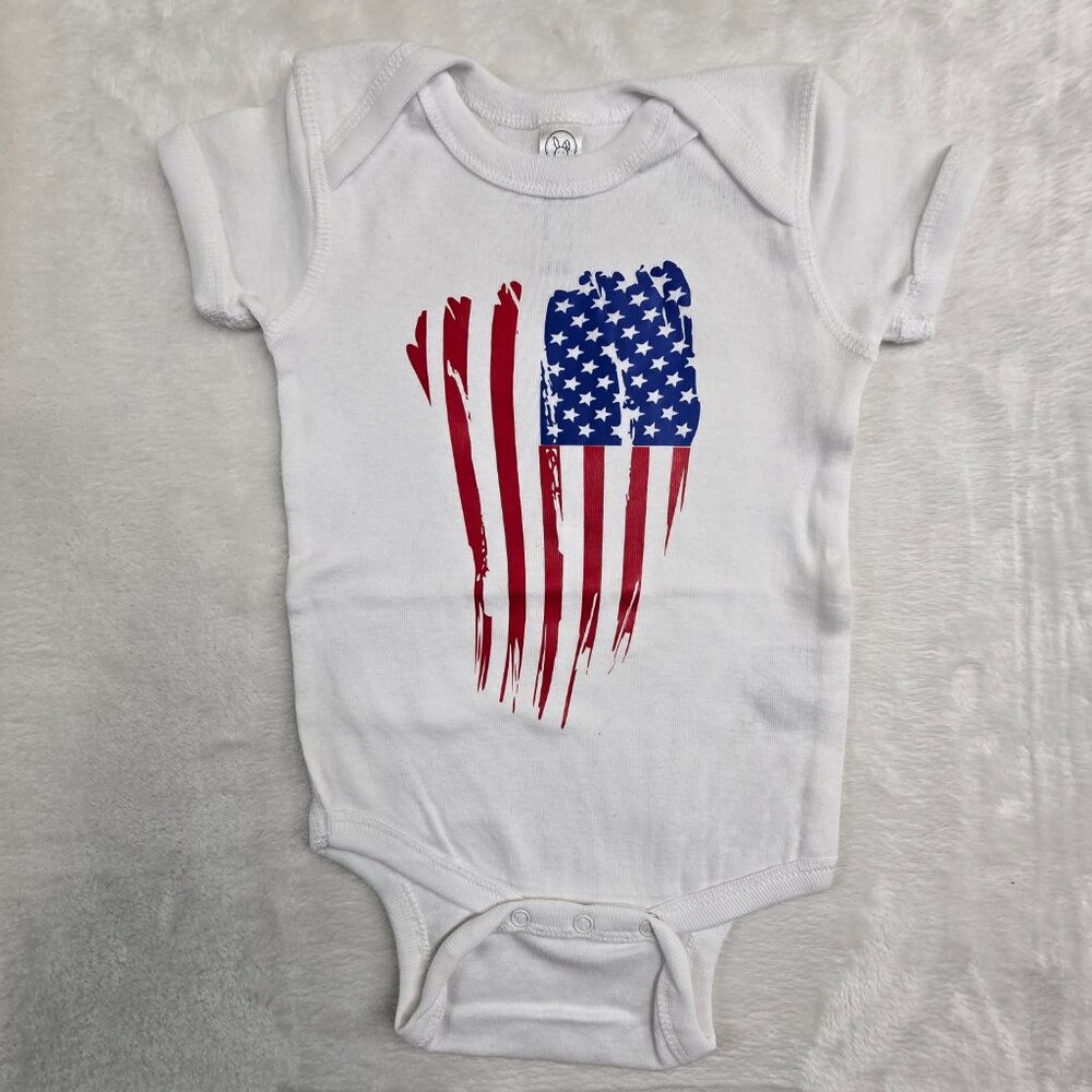 Baby Bodysuit Size 6 Month Infant Toddler Patriotic USA Distressed Flag Print